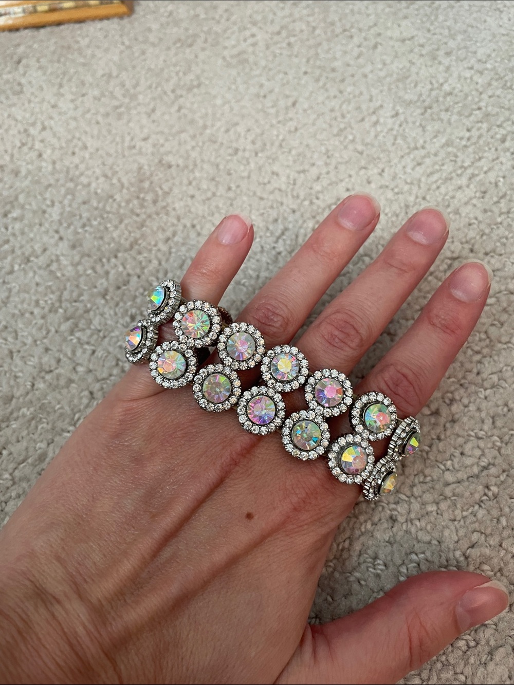 Crystal Halo Stretch Bracelet - Iridescent Clear